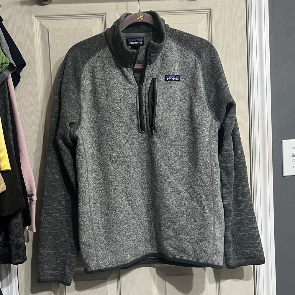 Patagonia Women’s Two-Tone Gray Zip-Up Sweater - Picture 1 of 3